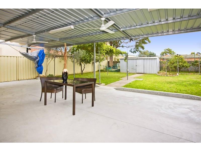 110 Acacia Avenue, Greenacre NSW 2190