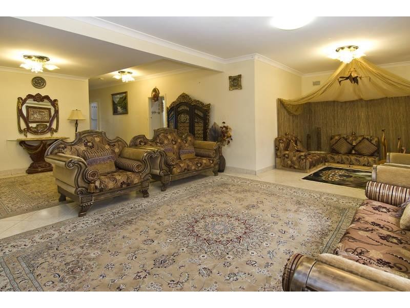 23 Lascelles Avenue, Greenacre NSW 2190