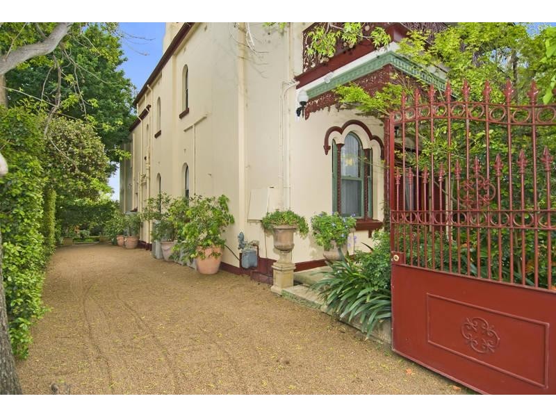 5 Farleigh Street, Ashfield NSW 2131