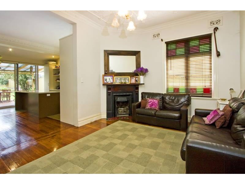 87 Croydon Avenue, Croydon Park NSW 2133