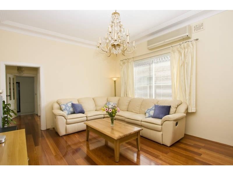 97 Seventh Avenue, Campsie NSW 2194