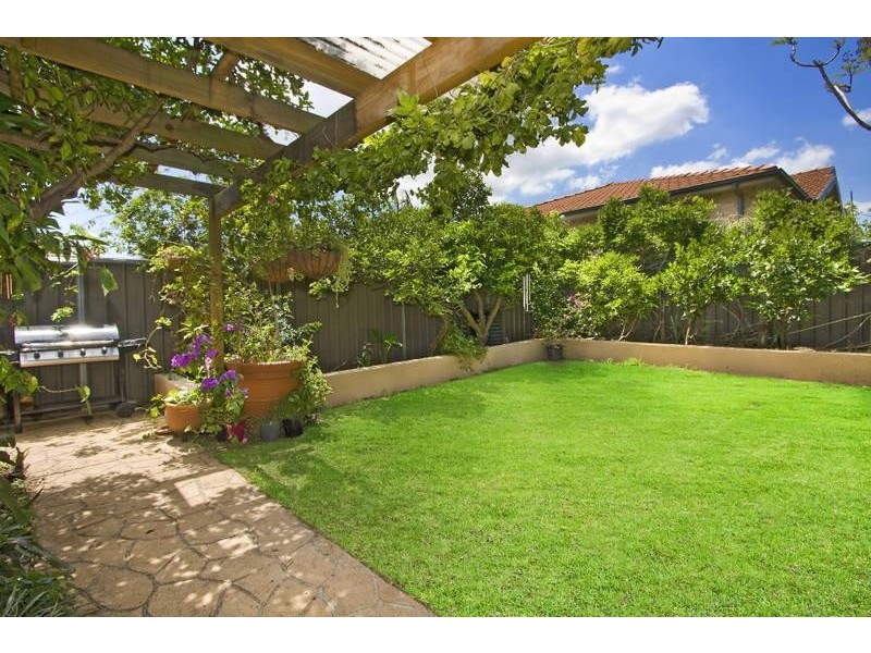 16 Hunt Street, Enfield NSW 2136