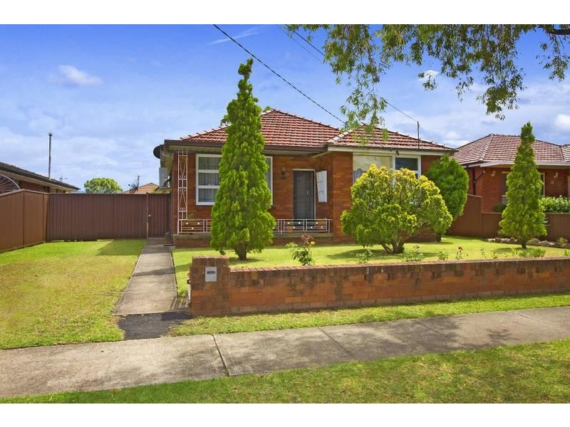 22 Latvia Avenue, Greenacre NSW 2190