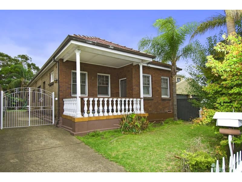 3 Jay Avenue, Belfield NSW 2191