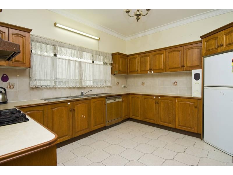 3 Jay Avenue, Belfield NSW 2191