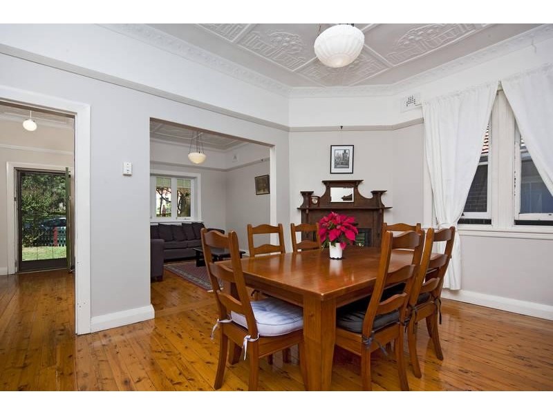 21 Brunswick Parade, Ashfield NSW 2131