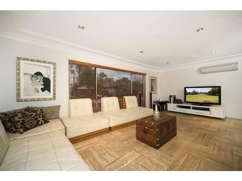 18 Illawong Crescent, Greenacre NSW 2190