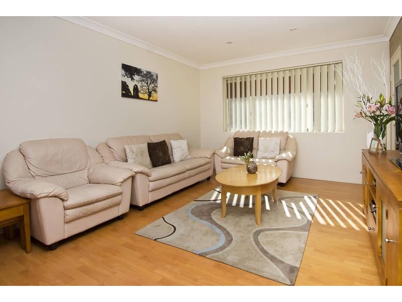 3/7 Rome Street, Canterbury NSW 2193