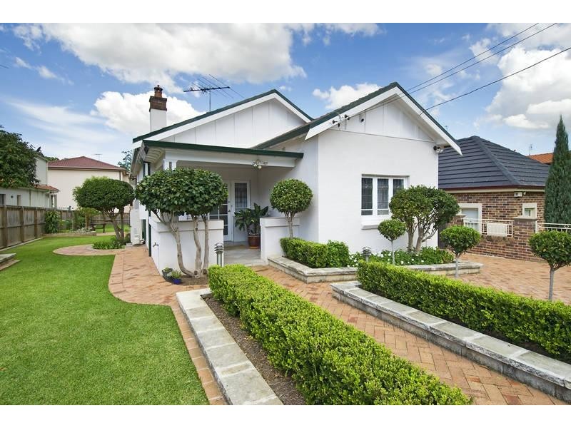 52 Wallis Avenue, Strathfield NSW 2135