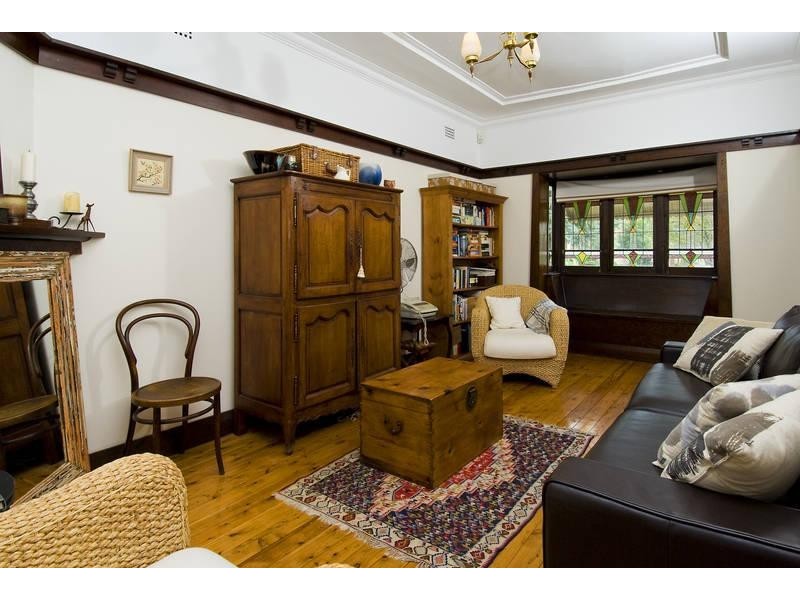 16 Indiana Avenue, Belfield NSW 2191