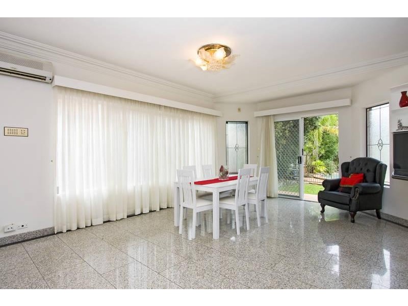 Strathfield NSW 2135