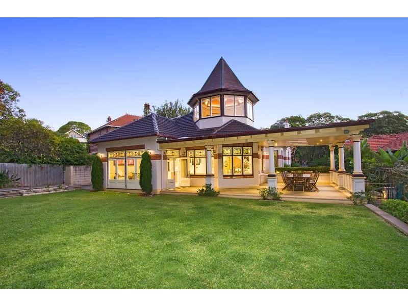 5 Appian Way, Burwood NSW 2134