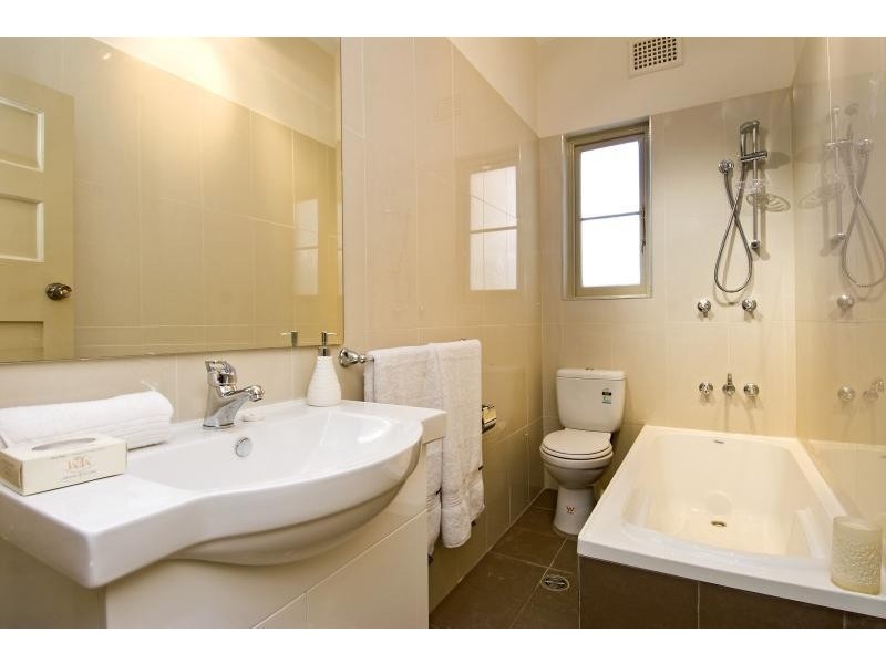 8 Loftus Street, Ashfield NSW 2131