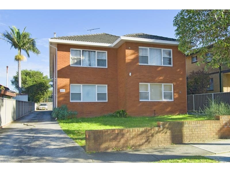 9 Hampton Street, Croydon Park NSW 2133