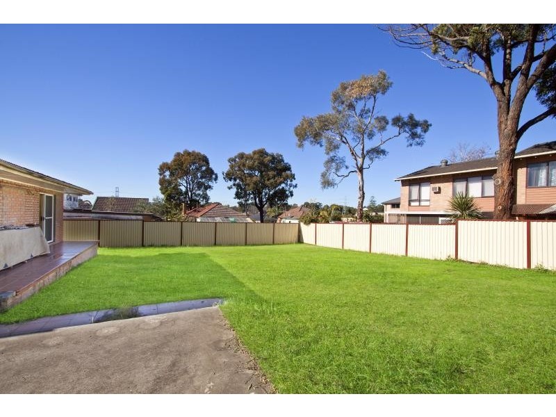 81 Rawson Road, Greenacre NSW 2190