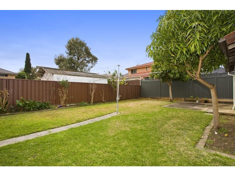 28 Holmwood Avenue, Strathfield South NSW 2136