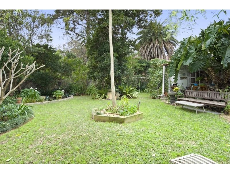 8 Oak Street, Ashfield NSW 2131
