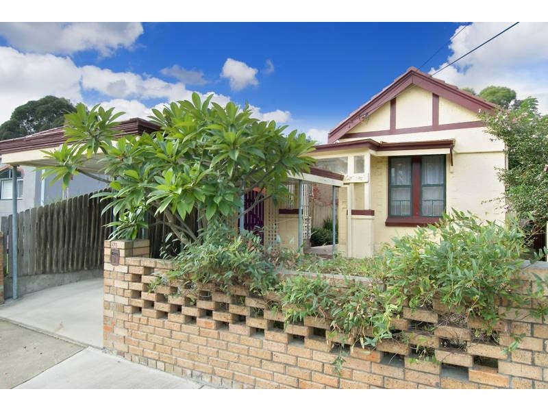 178 Coronation Parade, Croydon Park NSW 2133