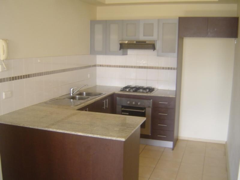 13/8 -18 WALLACE STREET, Blacktown NSW 2148