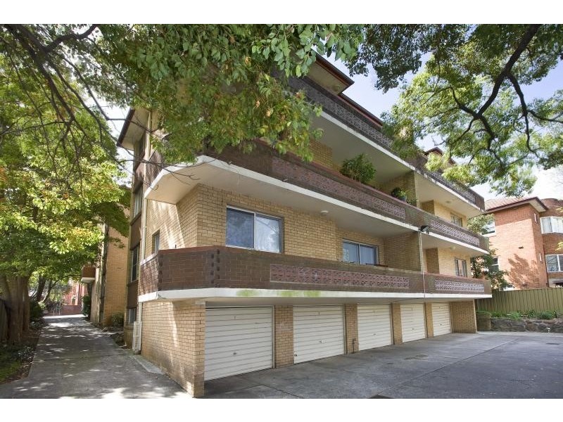 2/42 Elizabeth Street, Ashfield NSW 2131