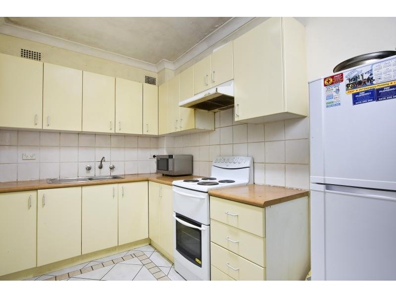 2/42 Elizabeth Street, Ashfield NSW 2131