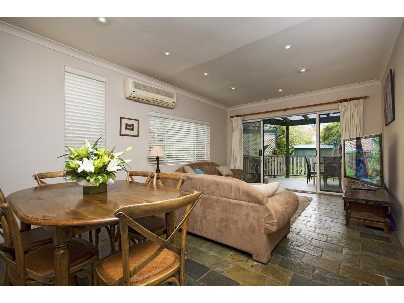 74 Carshalton Street, Croydon Park NSW 2133