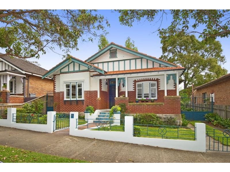 18 Oak Street, Ashfield NSW 2131
