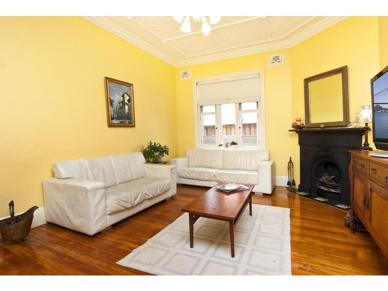 18 Oak Street, Ashfield NSW 2131