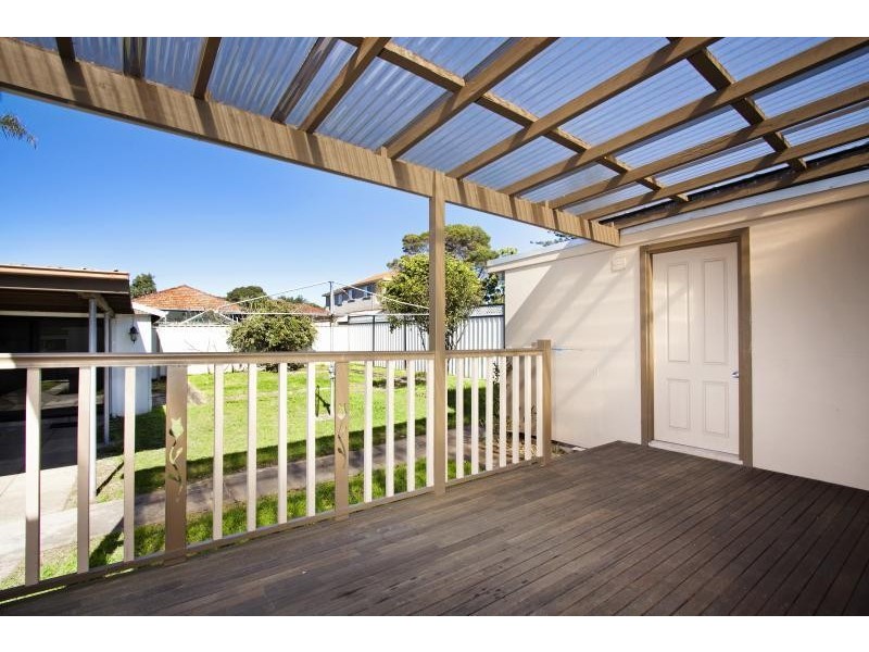 7 Valencia Street, Greenacre NSW 2190