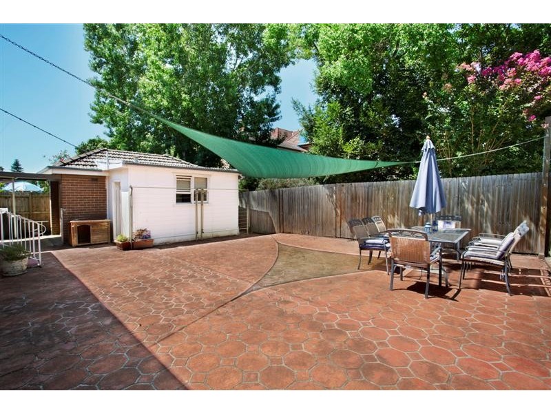 6 Ilfracombe Avenue, Burwood NSW 2134