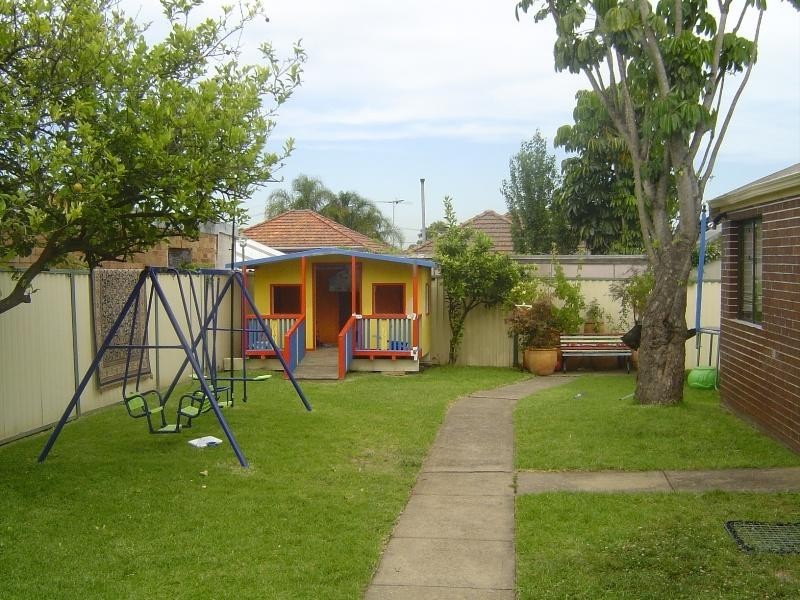 23 Lyon Avenue, Punchbowl NSW 2196