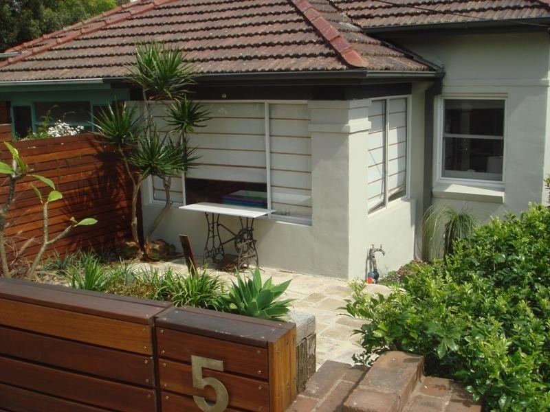 5 Verley Drive, Homebush NSW 2140