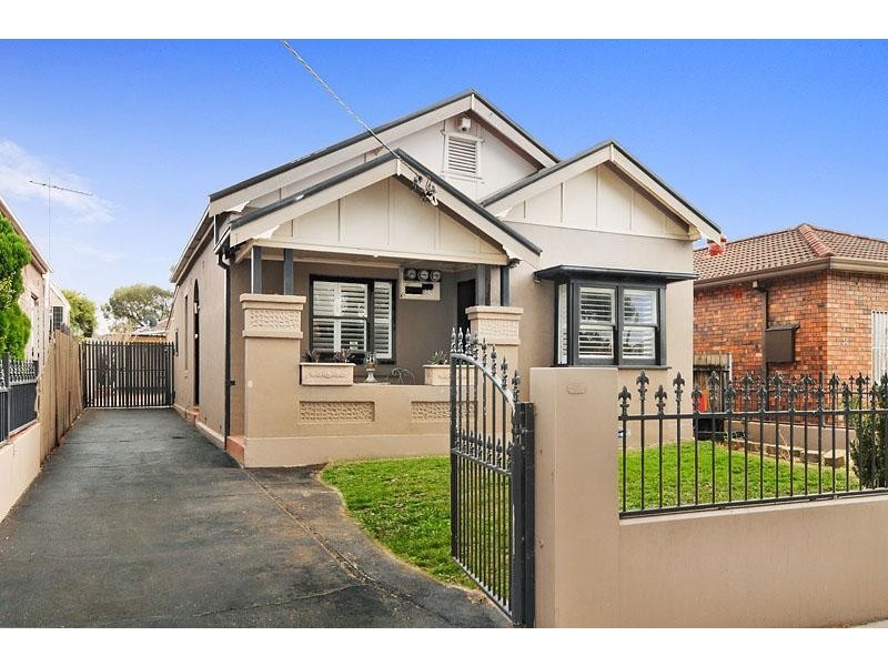 33 Omaha Street, Belfield NSW 2191