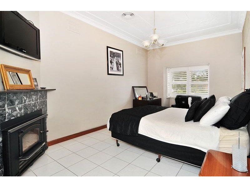 33 Omaha Street, Belfield NSW 2191