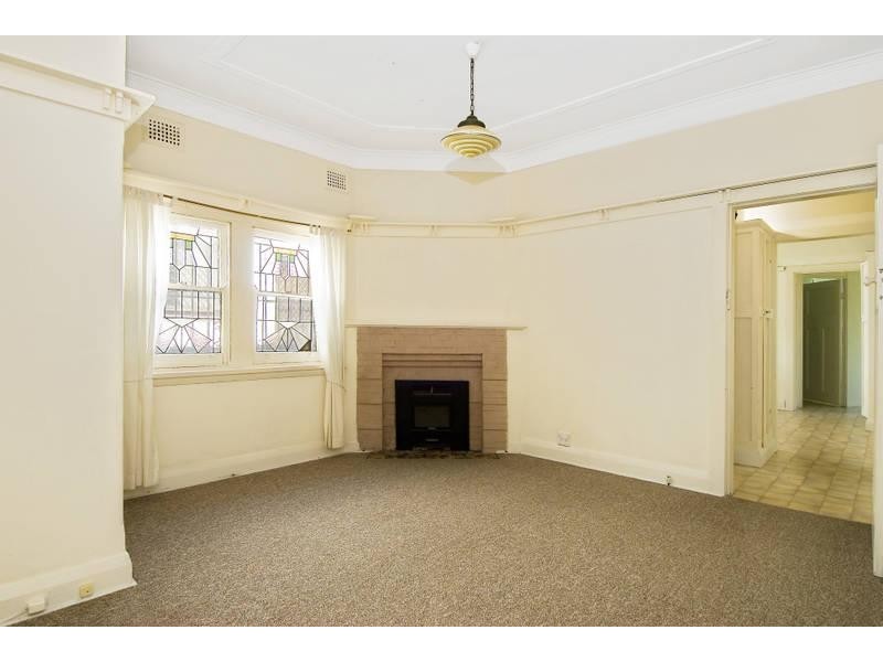 7 HUGH STREET, Ashfield NSW 2131