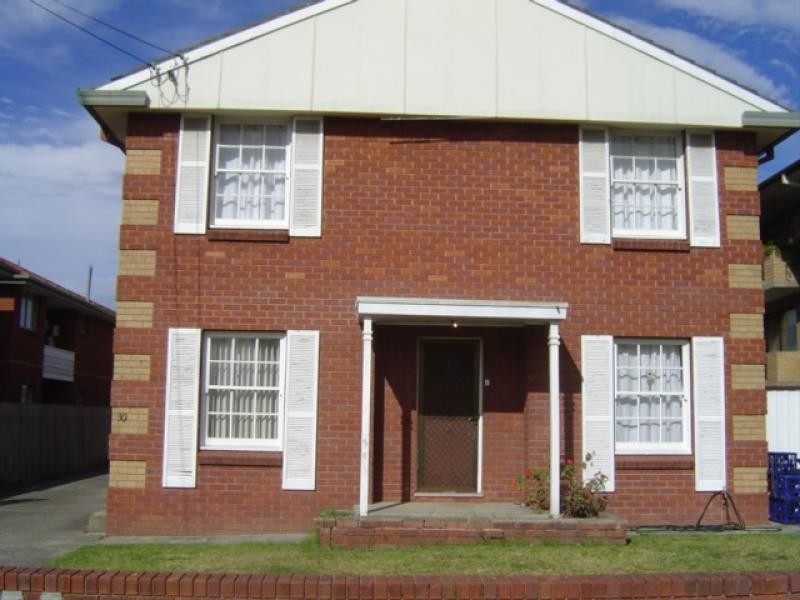 6/28 MCKERN STREET, Campsie NSW 2194