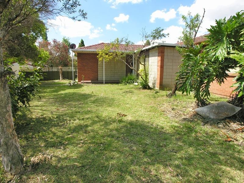 65 Gascoigne Road, Birrong NSW 2143