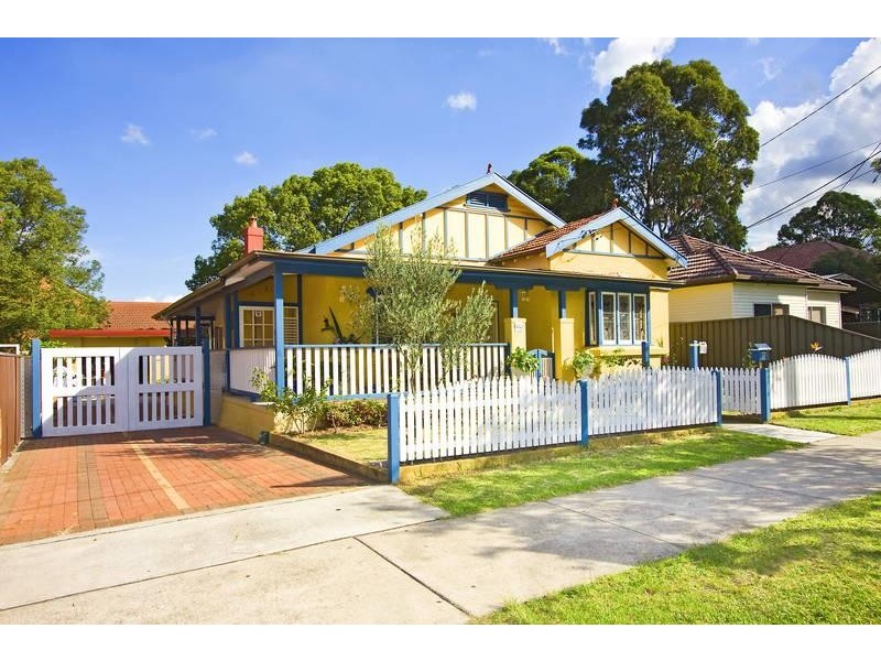 114 Chaseling Street, Greenacre NSW 2190