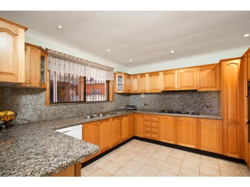 38 a Waterloo Road, Greenacre NSW 2190