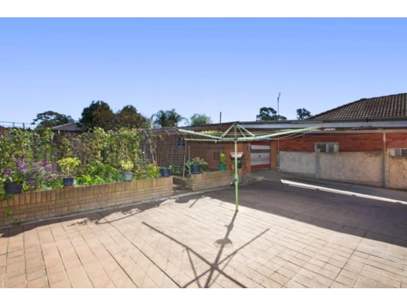 38 a Waterloo Road, Greenacre NSW 2190