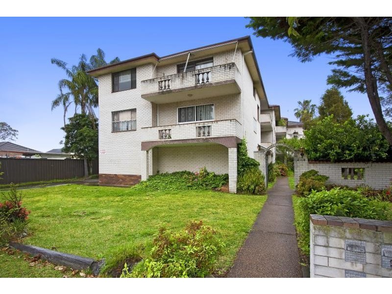 6/2 Seventh Avenue, Campsie NSW 2194