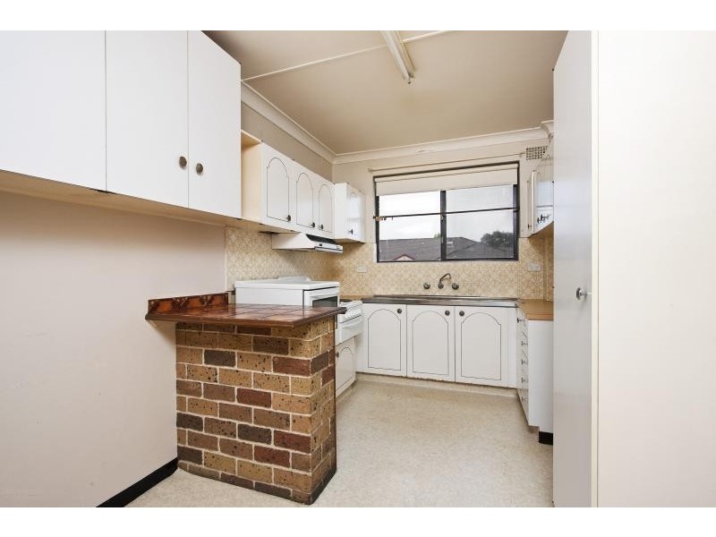 6/2 Seventh Avenue, Campsie NSW 2194