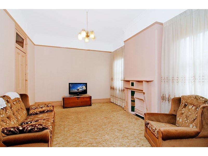 1 Hopetoun Street, Hurlstone Park NSW 2193