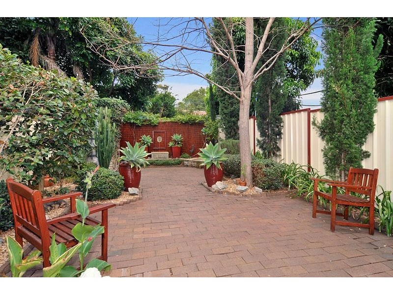 16 Lion Street, Croydon NSW 2132