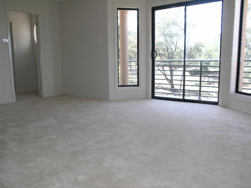 2/70-72 Waterloo Road, Greenacre NSW 2190