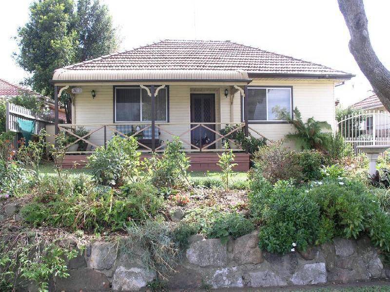 Greenacre NSW 2190