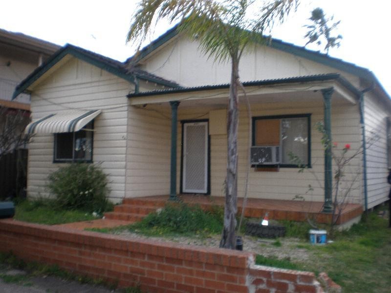 44 Seymour Parade, Belfield NSW 2191