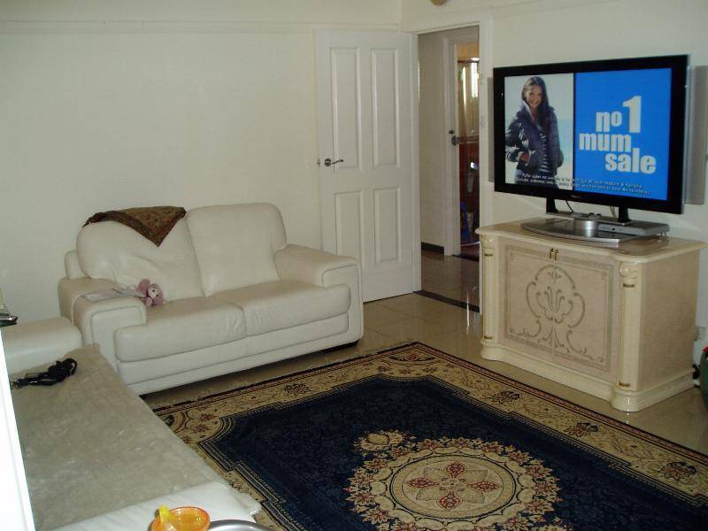 7 HILLCREST AVENUE, Greenacre NSW 2190