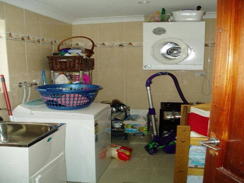 7 HILLCREST AVENUE, Greenacre NSW 2190