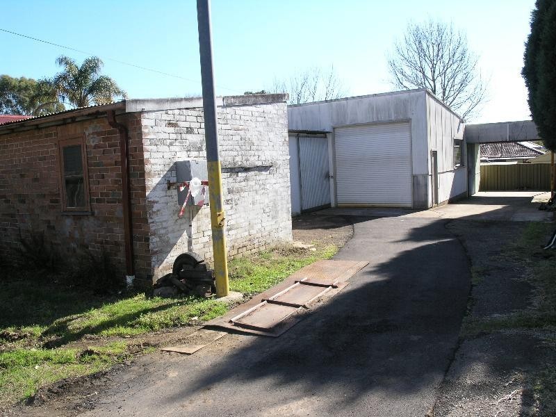 104 Rawson Road, Greenacre NSW 2190